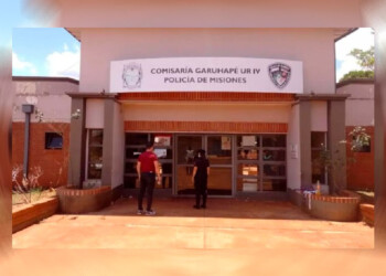 Un joven lucha por su vida tras ser apuñalado por un adolescente