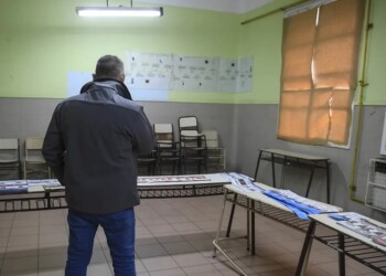 PASO: hay 30 boletas de 17 frentes en el cuarto oscuro en Misiones