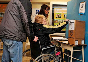 “Las personas con discapacidad necesitan tener prioridad al momento de emitir su voto”