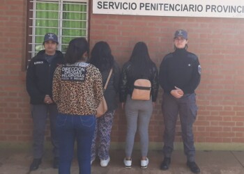 Intentaban ingresar a prisión con droga escondida entre sus prendas íntimas