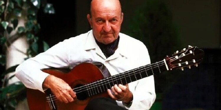 El certamen lleva el nombre del intérprete, compositor y músico Eduardo Falú, uno de los más grandes exponentes de la música folklórica argentina.