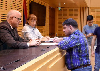 Escrutinio definitivo: solo tres frentes lograron los votos para seguir a octubre