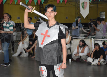 Fanáticos de la historia y la fantasía, reunidos en la primera feria medieval