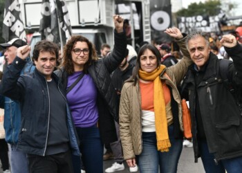 Piden liberar a piqueteros y comerciantes se preparan para marchar