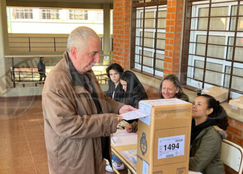 Passalacqua: “El voto costó la vida de muchos argentinos, en honor a eso hay que votar”