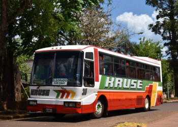 Vecinos reclaman el normal ingreso del colectivo interurbano a Puerto Piray