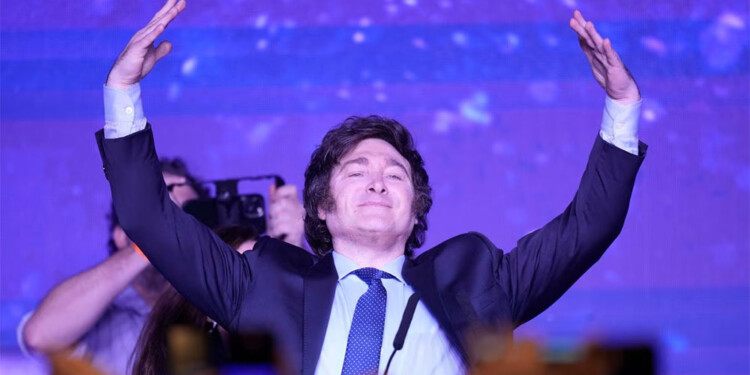 PARA PRESIDENTE. Milei obtuvo 277 mil votos (43%), segundo Unión por la Patria de Sergio Massa con 175 mil votos (27%) y tercero JxC con 122 mil.