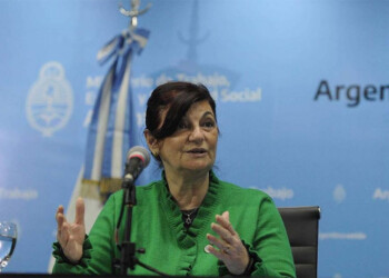 El Gobierno advierte que multará a las empresas que no paguen el bono a los trabajadores