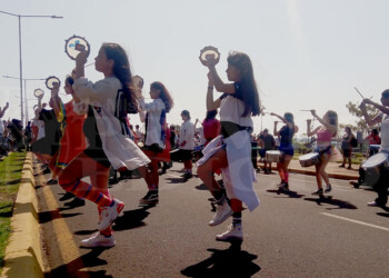 Críticas y color, las dos caras de la prueba piloto de la Estudiantina