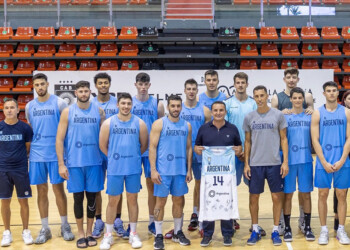 Argentina se mide con Venezuela