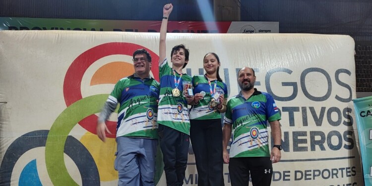 EN EL PODIO. Berenice y Paul viajarán a Mar del Plata para los Evita.