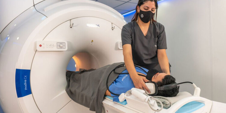 ESTUDIOS CON CONTRASTE . Por ahora, en Misiones siguen realizando tomografías con contraste a demanda.