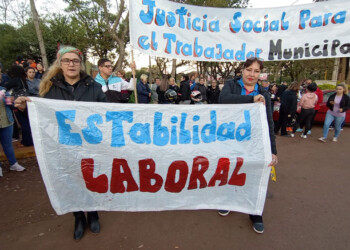 Fuerte presión de municipales de Eldorado en reclamo por pases a planta permanente