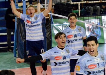 Vóley: el misionero Wilson Acosta brilló en Ciudad