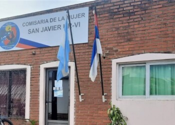 Detuvieron a un hombre por atacar a cuchillazos a su pareja en San Javier