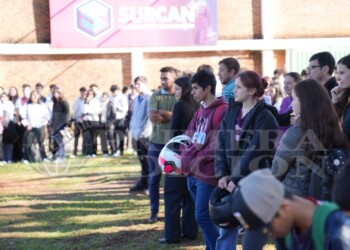 Alumnos apostoleños participaron en la charla de seguridad vial
