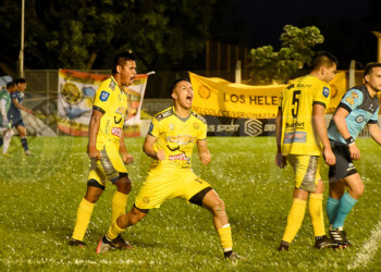 Crucero cortó una larga sequía y salió de zona de descenso