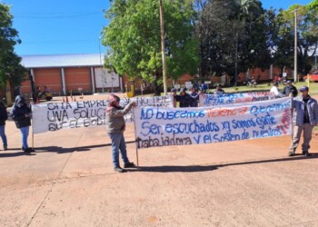 Trabajadores de la citrícola cortaron nuevamente el acceso a la CTM de Alem