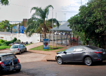 Una mujer asaltó a un taxista, quien se descompensó tras el robo