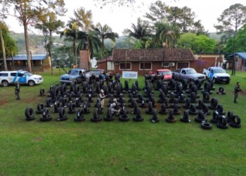 Prefectura realizó otro golpe al contrabando de neumáticos