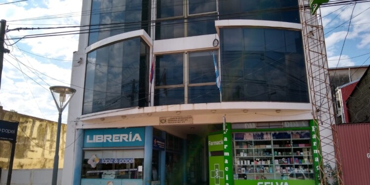 INDAGATORIA. El hombre fue trasladado al edificio del Juzgado de Alem.