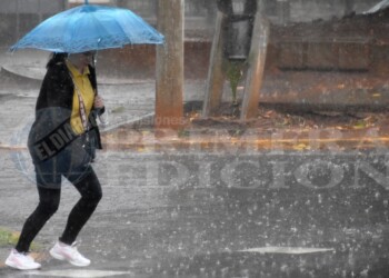 Llovieron 113 milímetros hasta la siesta y sigue el alerta para Misiones