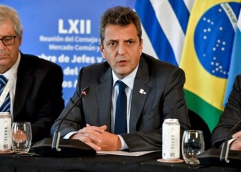 Inflación del 70%, dólar a $600 y déficit de 0,9% del PBI, las claves de la “ley de leyes”