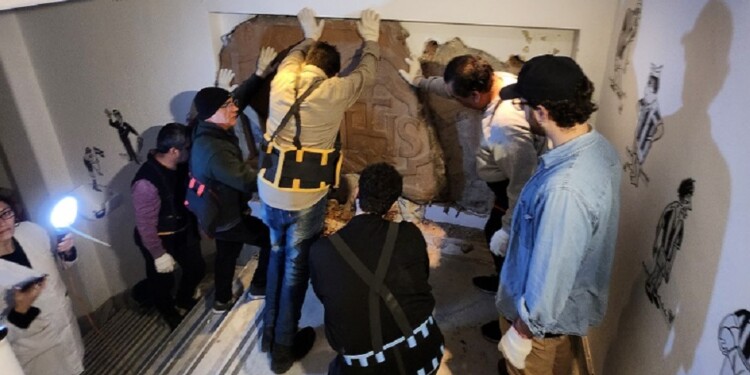 REUBICACIÓN. La reliquia fue sacada del Museo Histórico Nacional y trasladada a su sitio original, en Misiones.