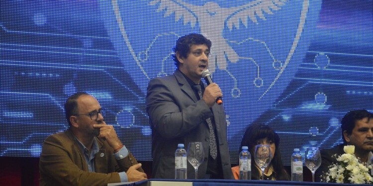 DOBLE CERTIFICACIÓN. La recibirán quienes participen del Foro y asistan a los talleres que se harán posteriormente.