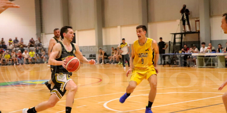 GOLEADOR. Hofbauer será clave para que Tirica consiga forzar la serie. (Foto gentileza C.Reble).