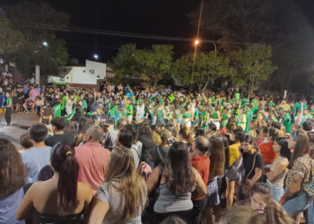 Estudiantes apostoleños tomaron la ciudad para disfrutar de su Estudiantina