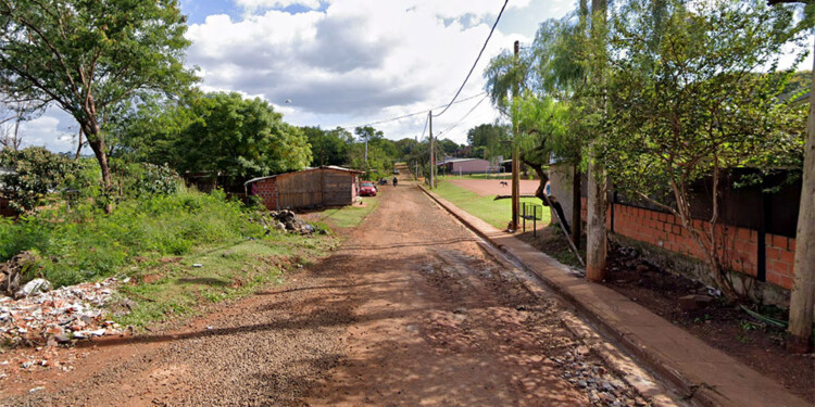 ASFALTADO. Solo falta asfaltar el tramo de la Avenida Ituzaingó entre Jauretche y Vivanco.