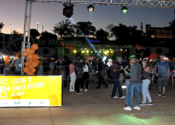 Posadas recibe a la primavera con “UNA +” en La Cascada de la costanera