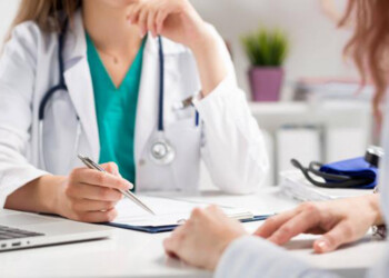 Bono adicional médico: “No podemos instar a que se realice algo que está en el margen de la ilegalidad”