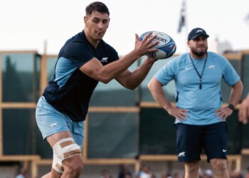 Los Pumas entrenaron ante más de 2 mil hinchas pensando en la recuperación