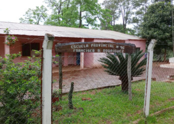 Comunidad Mbokajaty reclama al CGE el nombramiento de auxiliar docente indígena