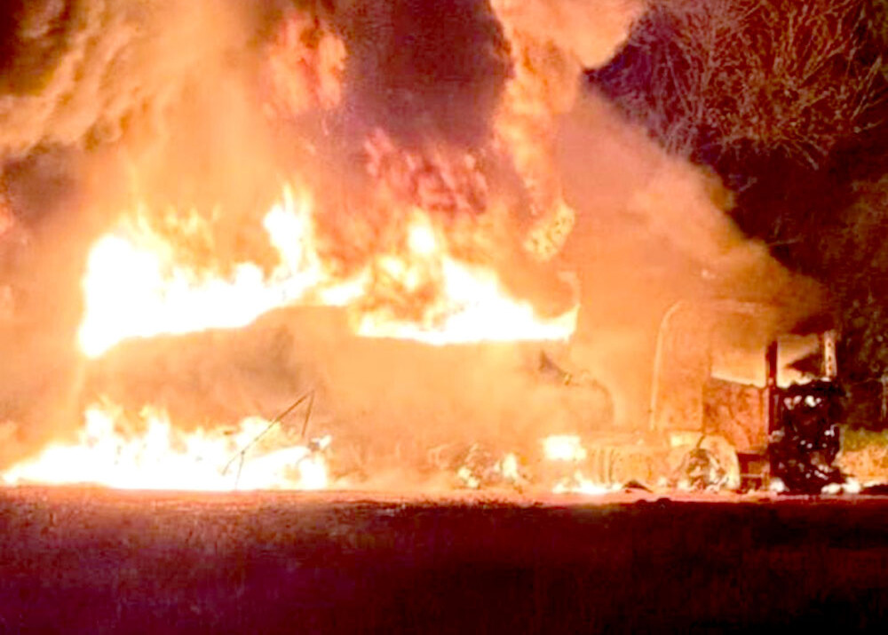 Grave incendio de camión cisterna en Iguazú: contenía más de 36 mil litros de gasoil