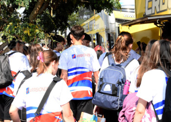 La delegación misionera partió rumbo a los Juegos Nacionales Evita en Mar del Plata