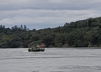 Marino paraguayo herido en un presunto intento de contrabando