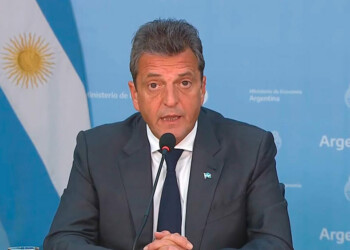 Trabajadores informales cobrarán un bono de $94.000 en dos cuotas