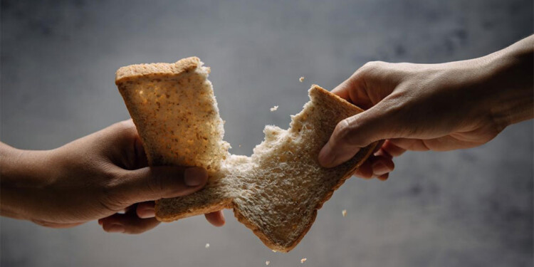 PENSAR SOLUCIONES. La encuesta en los hogares se realizó para mostrar el estado de las familias con hijos en edad escolar, donde son numerosos los casos donde no logran cubrir necesidades esenciales como alimentación.