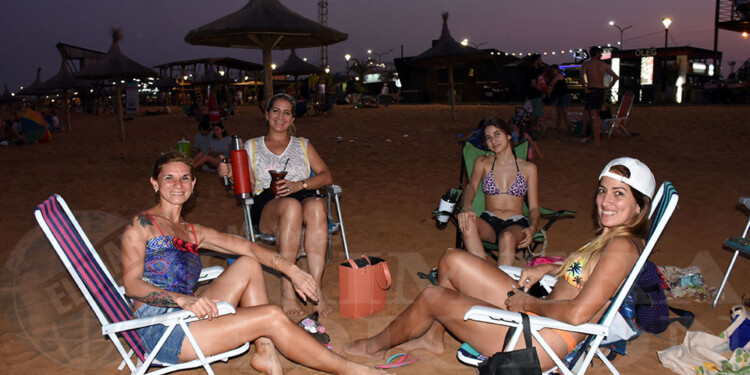 OFERTA. Las playas de Posadas son uno de los grandes atractivos naturales y urbanos.