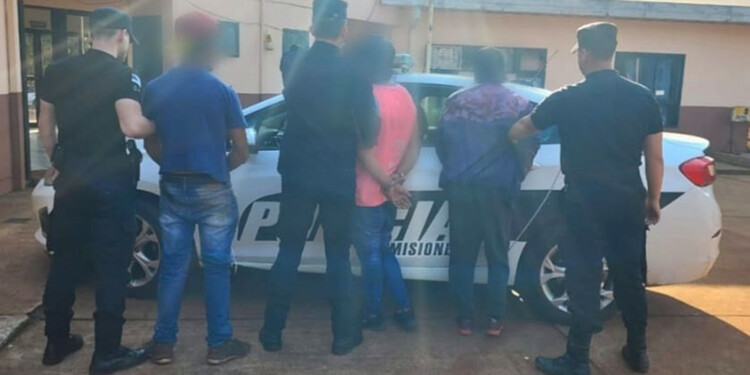 DETENIDOS. Dos permanecen en una celda y el menor fue liberado.