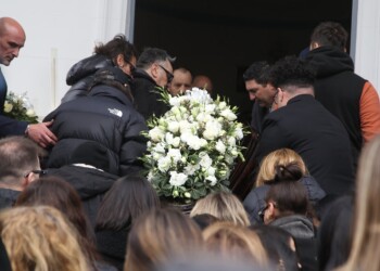 Familiares, amigos y seguidores despidieron los restos de Silvina Luna