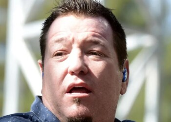 Murió el vocalista histórico de Smash Mouth
