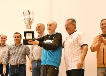 Los veteranos pusieron primera