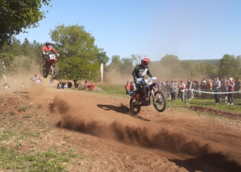 Arroyo del Medio vibró con las motos del enduro