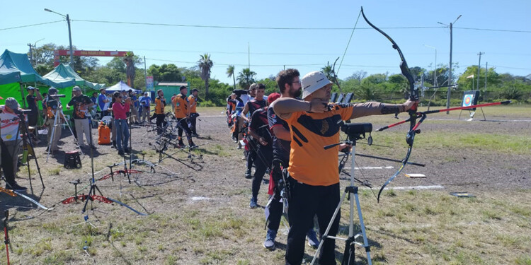 BUENOS REGISTROS. Los arqueros misioneros fueron muy efectivos.