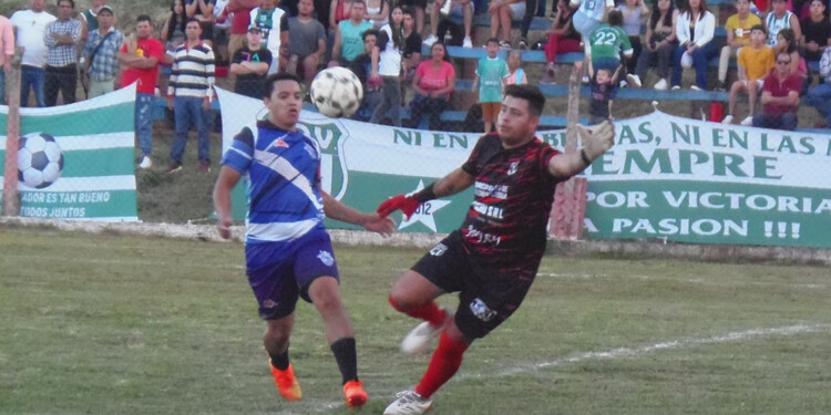 SE ADELANTA. Por las elecciones de mañana, se juega hoy parte de la fecha.