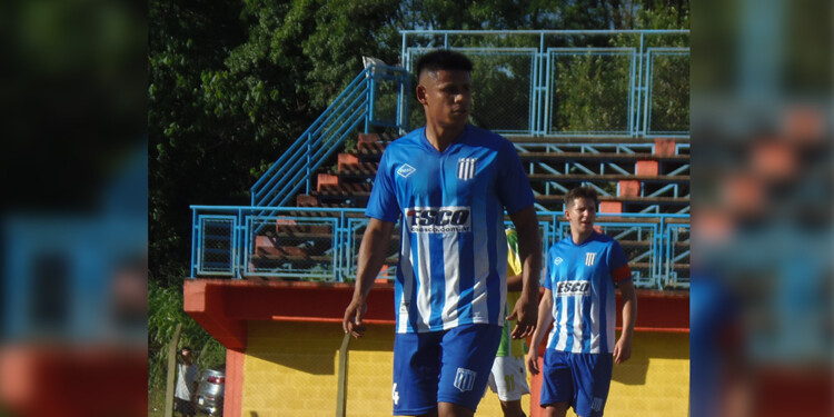 UN AÑO MÁS. El marcador central Alejandro Aquino volvería al club de Piray para el Regional.